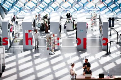 Negozi e commercio elettronico, come cambierà lo shopping