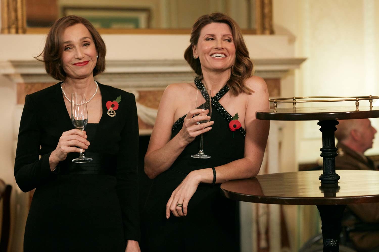 La sfida delle mogli, la nuova commedia di Peter Cattaneo – Video La sfida delle mogli, la nuova commedia di Peter Cattaneo – Video