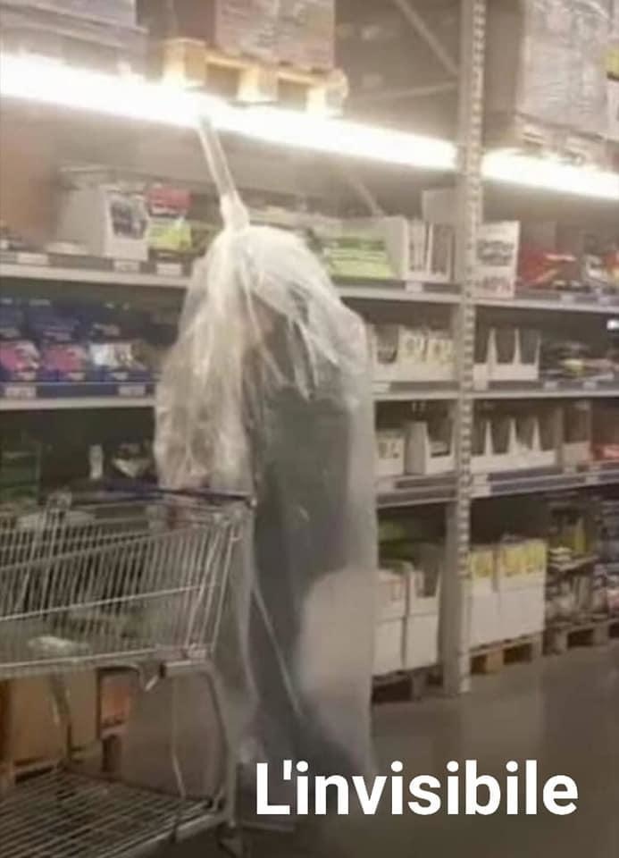 Follie al supermercato causa Coronavirus Follie al supermercato causa Coronavirus