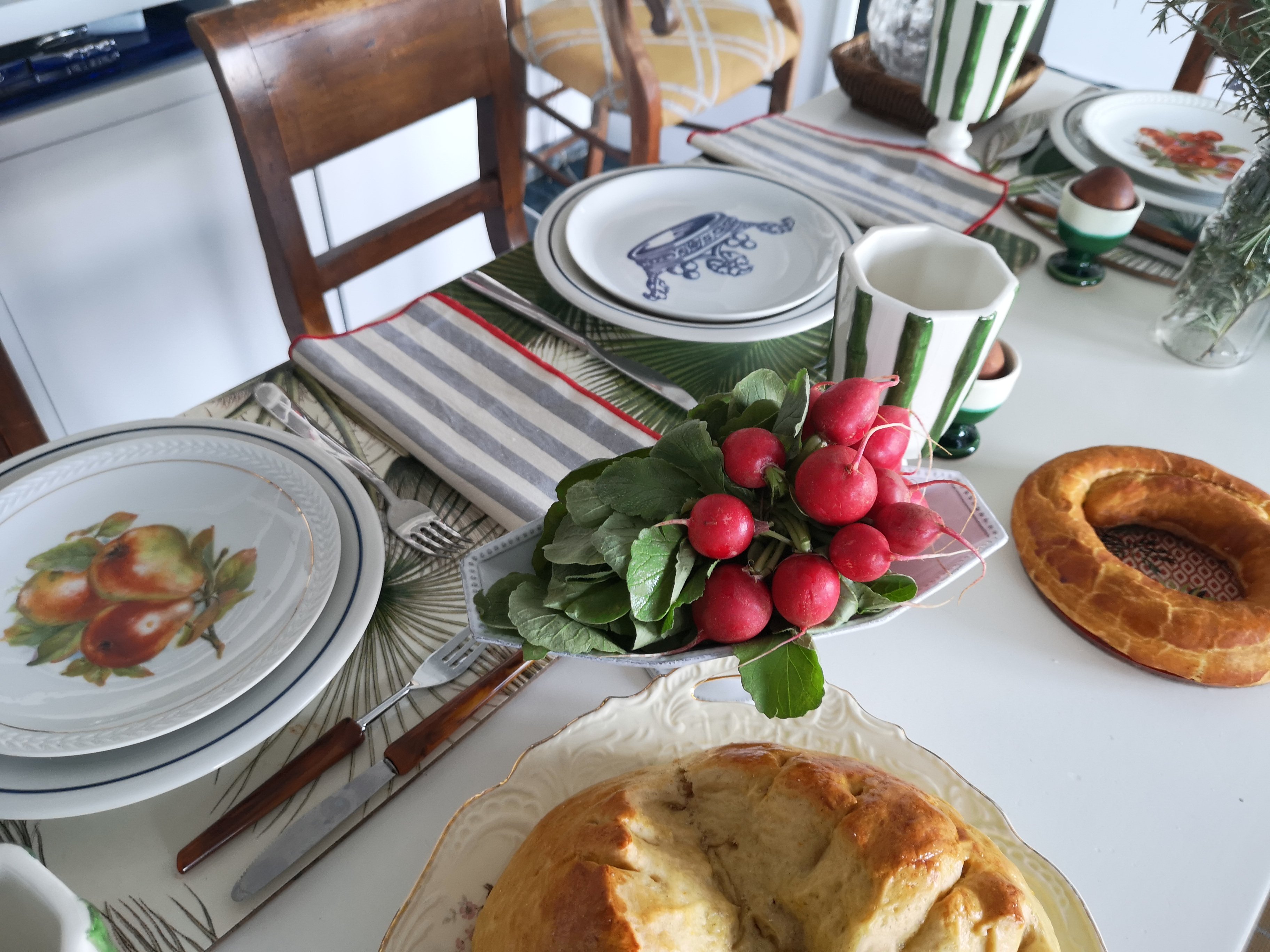 COME PORTARE STILE E GIOIA SULLA TAVOLA DI PASQUA