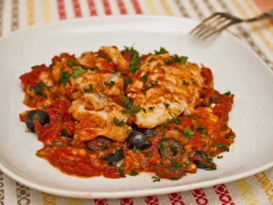 Cuciniamo insieme: Baccalà al sugo con cipolle e olive