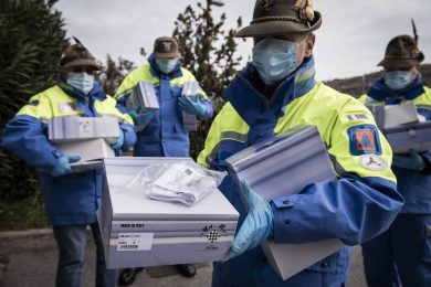 Chi ha donato più mascherine all’Italia
