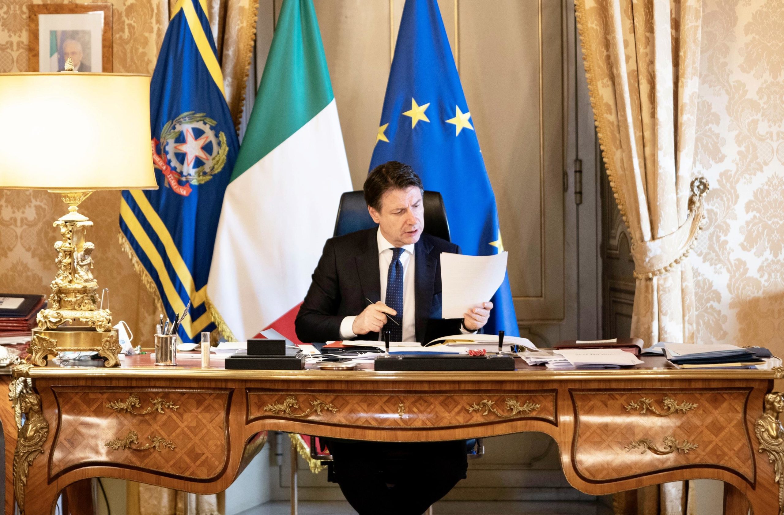 Conte promette 400 miliardi ma sarà una corsa a ostacoli Conte promette 400 miliardi ma sarà una corsa a ostacoli