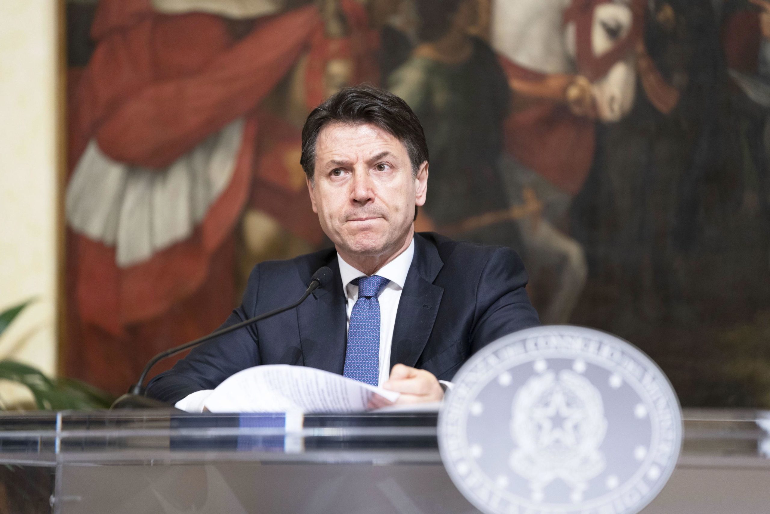 Conte proroga le restrizioni fino al 13 aprile. Ma tace sull’economia