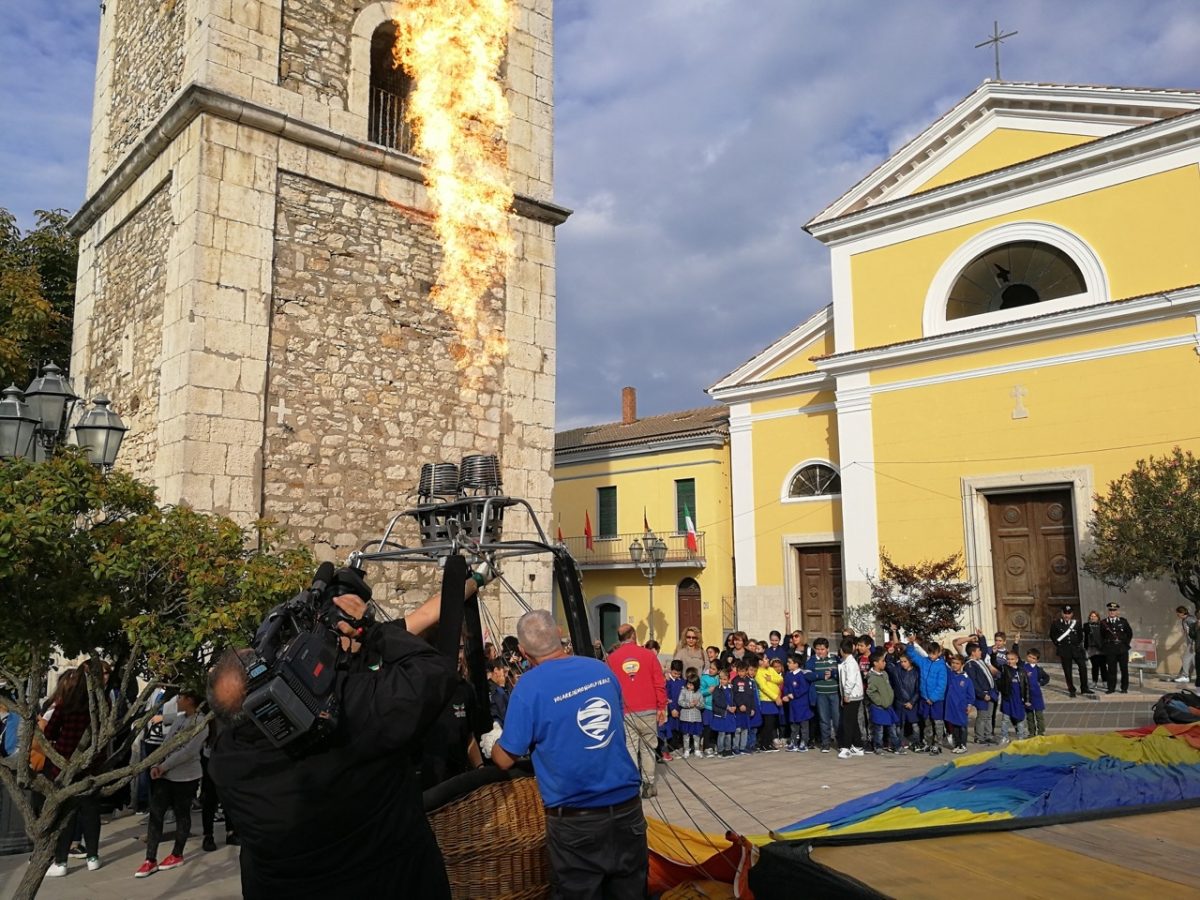 Galleria foto 'Covid: parte da Benevento il riscatto dei bambini' - foto 4