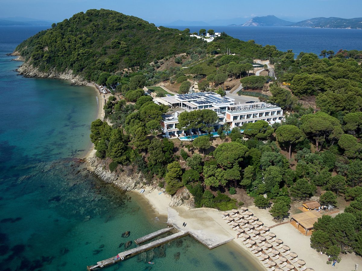 Galleria foto 'Dall’1 luglio l’hotel Elivi riapre al turismo senza paura del Covid-19' - foto 17