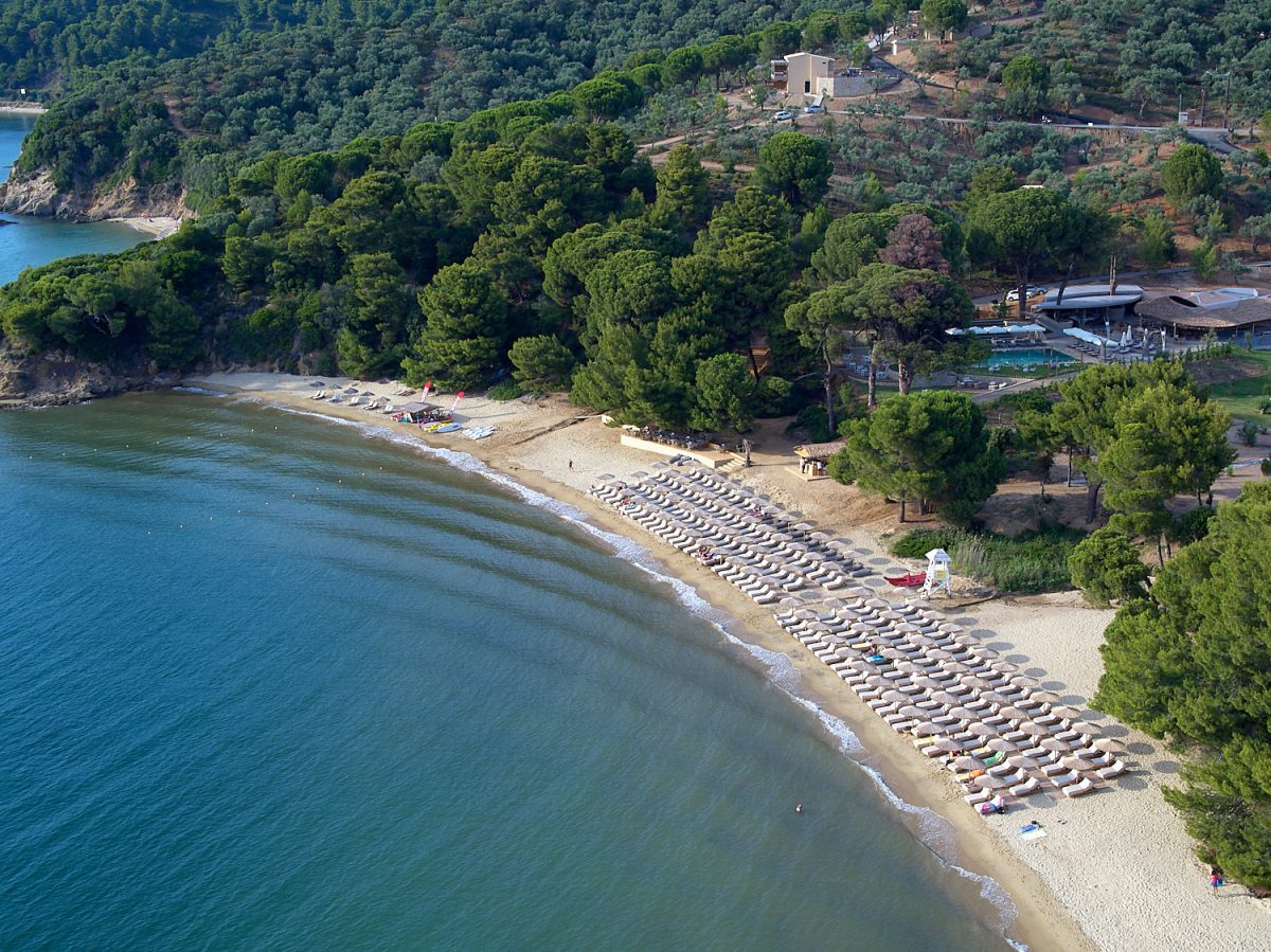 Galleria foto 'Dall’1 luglio l’hotel Elivi riapre al turismo senza paura del Covid-19' - foto 14