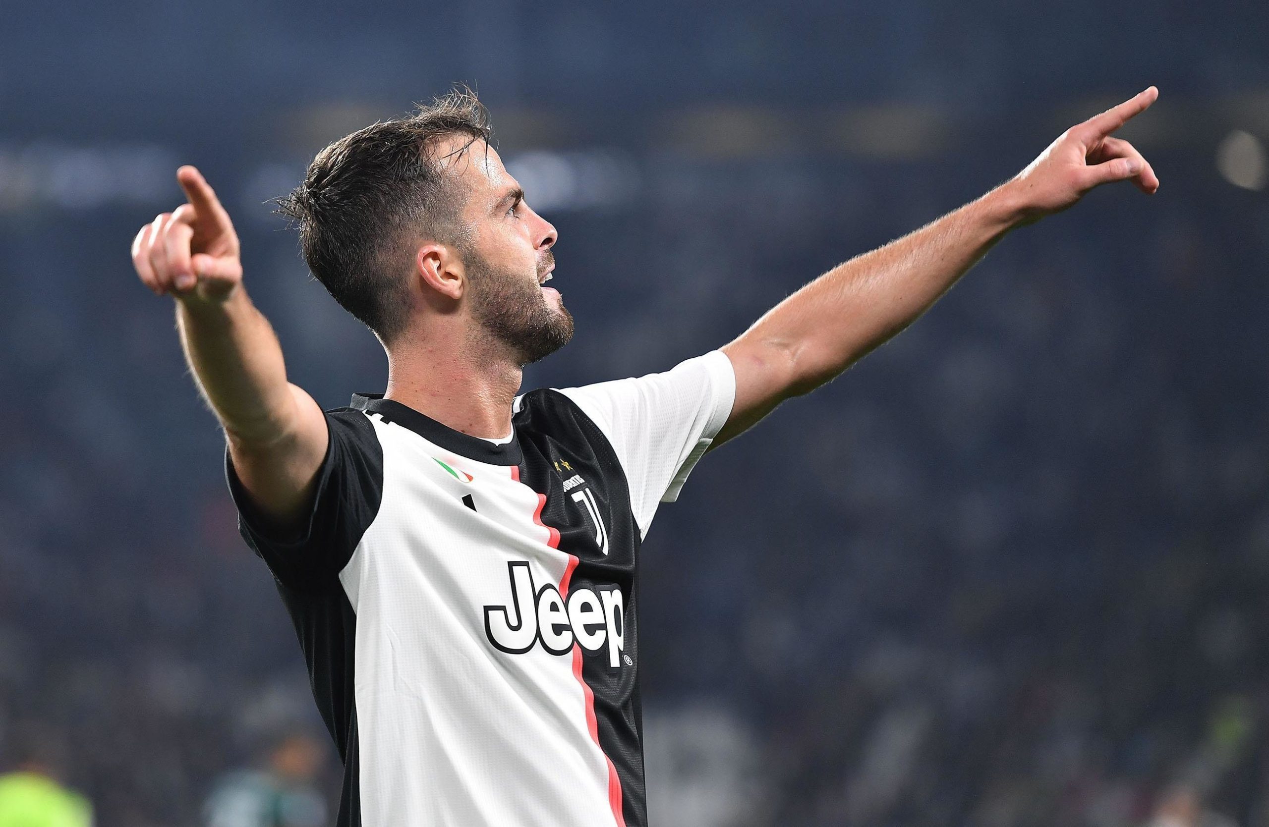 Pjanic e l’addio alla Juventus legato ad Arthur