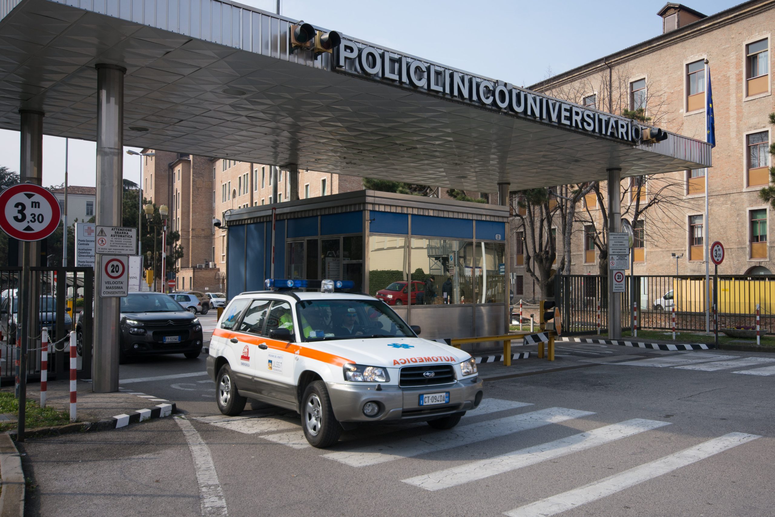 Tamponi: perché in Veneto non c’è carenza di reagenti
