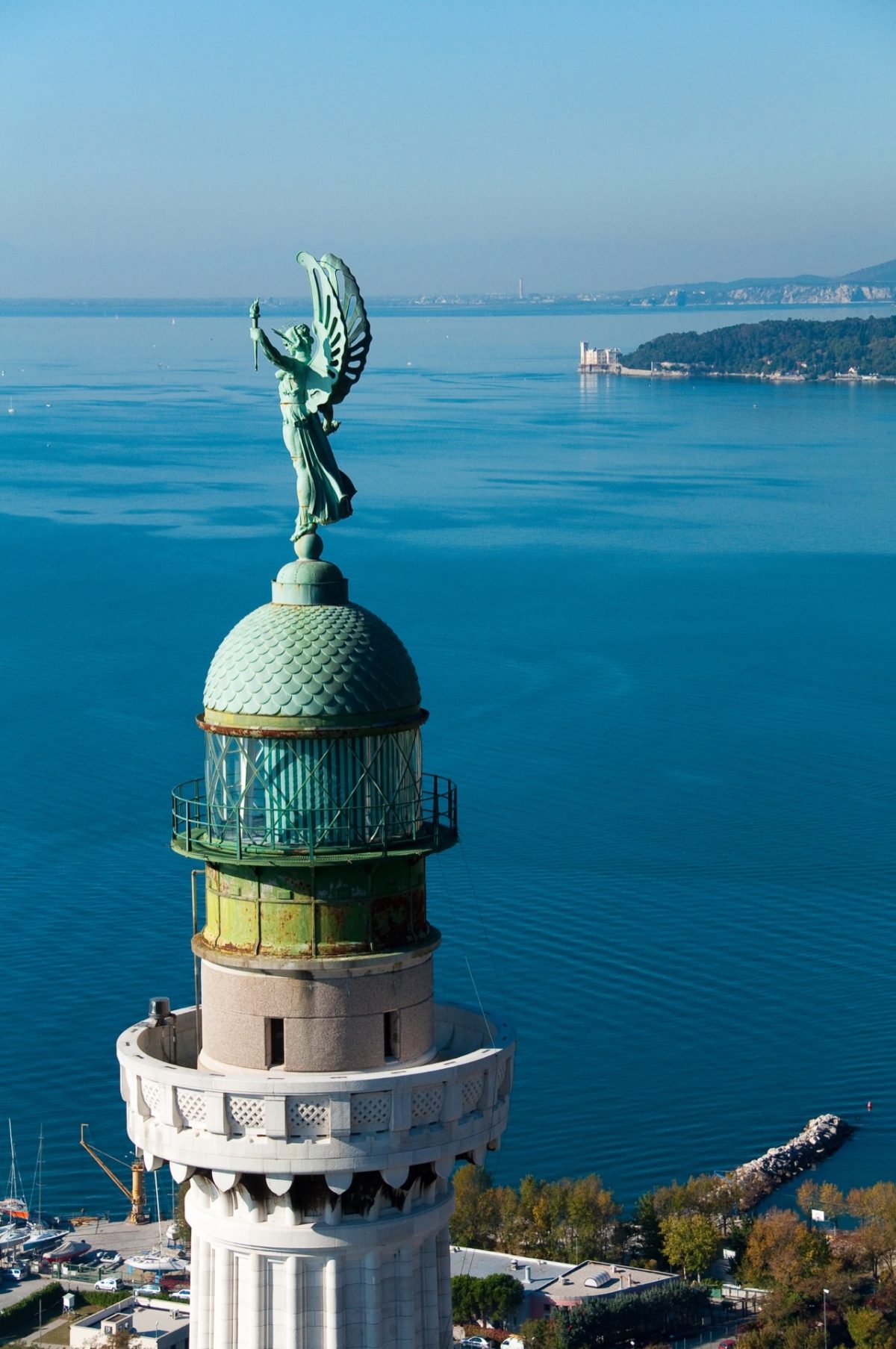 Galleria foto 'Friuli Venezia Giulia si prepara ad una estate 2020 a misura di distanziamento sociale' - foto 4