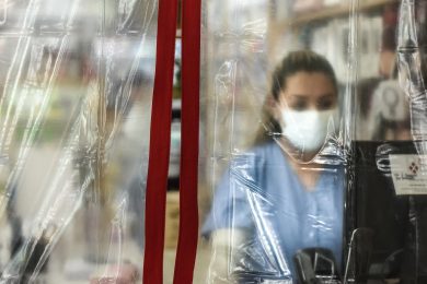 La plastica è tornata di moda e non è vero che sono le auto il problema del troppo Pm10 nell’aria