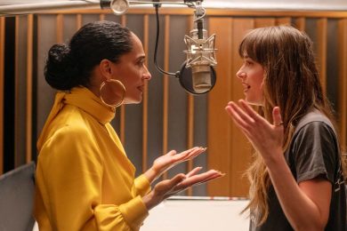 L’assistente della star, Dakota Johnson nel dietro le quinte del mondo della musica