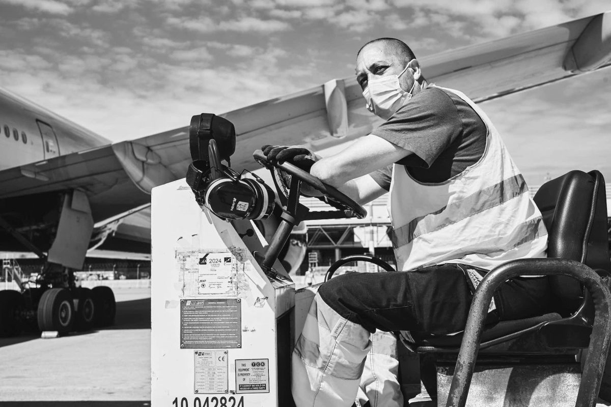 Galleria foto 'Il lungo percorso delle mascherine che arrivano in Italia senza la certificazione' - foto 22