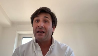 Conte, il denunciato del popolo sul viale del tramonto