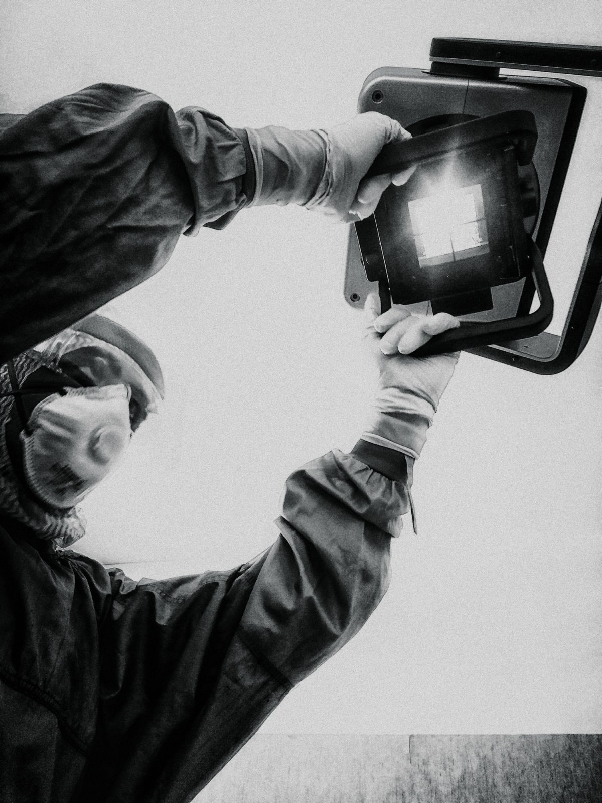 Galleria foto 'Io che ho attraversato l’inferno del Covid. 
E l’ho fotografato (portfolio)' - foto 5