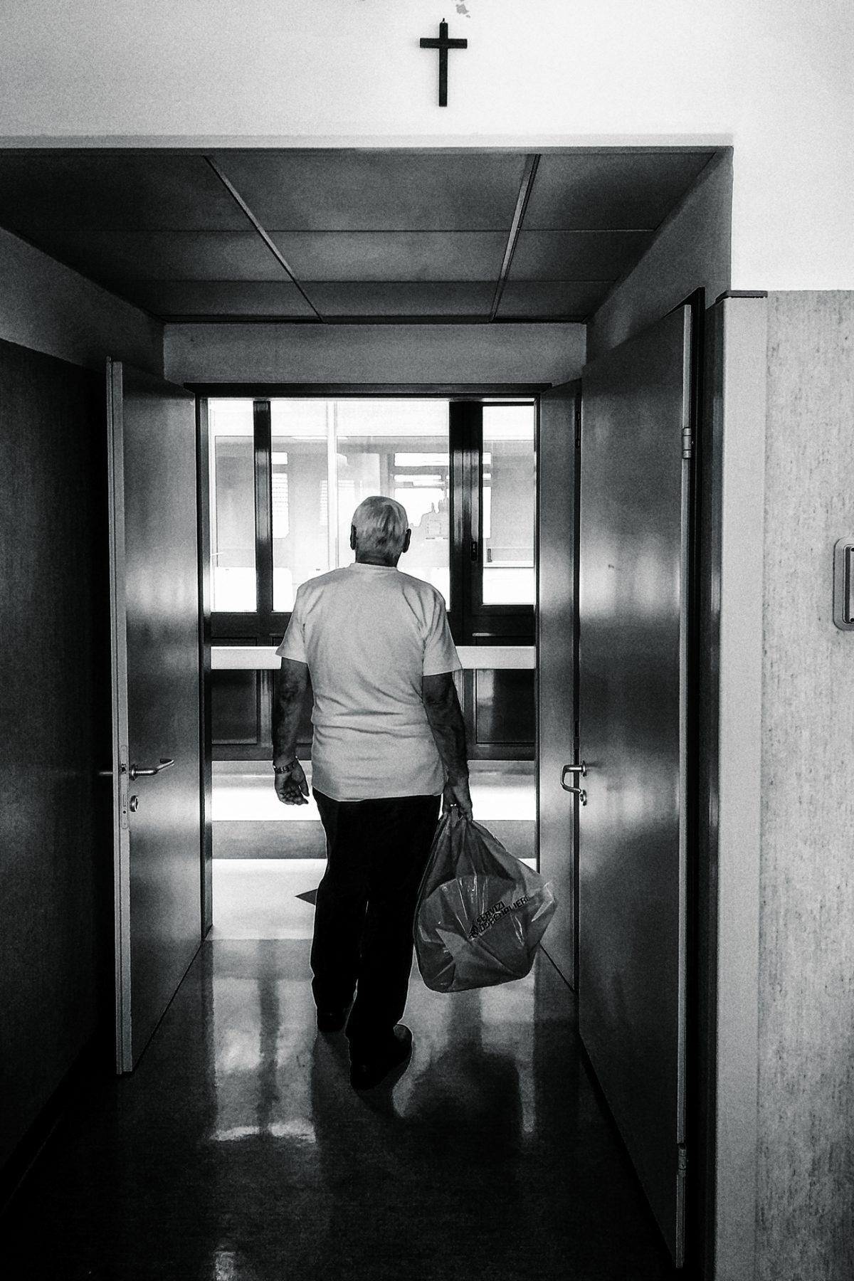 Galleria foto 'Io che ho attraversato l’inferno del Covid. 
E l’ho fotografato (portfolio)' - foto 2