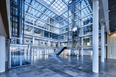 Il coronavirus si può combattere anche in ascensore