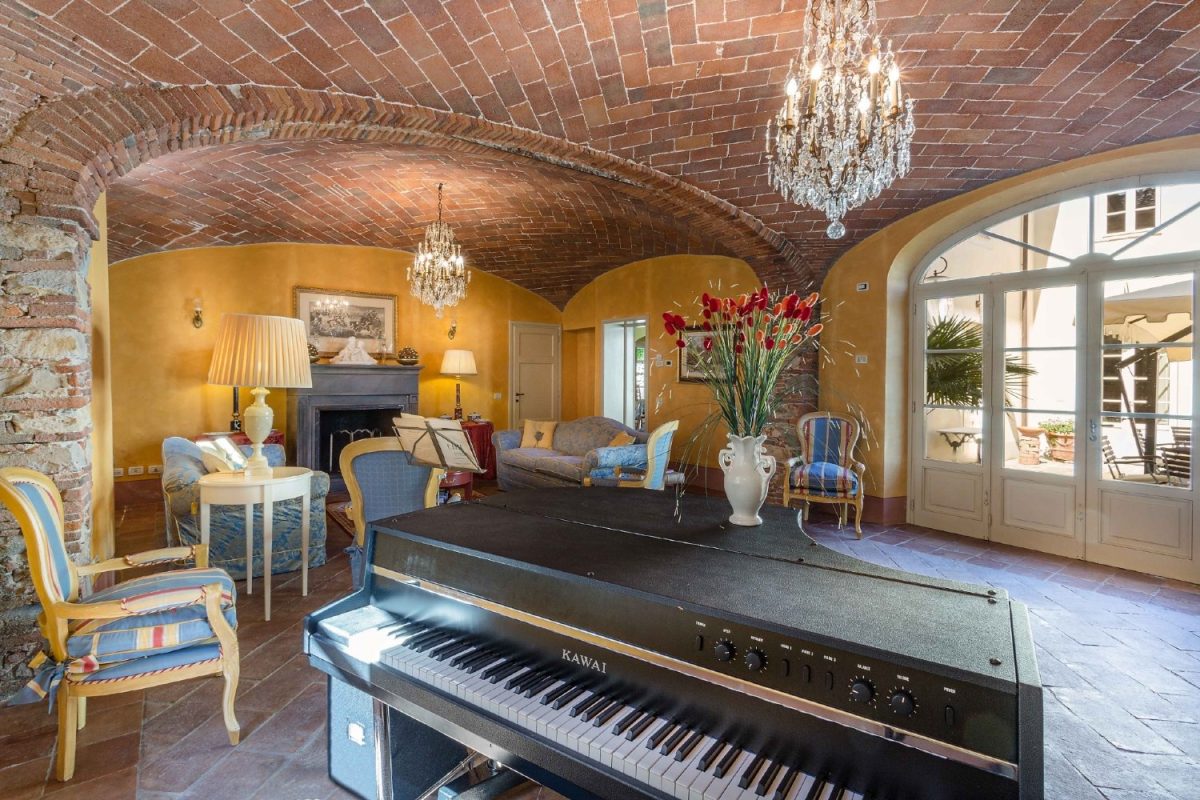 Galleria foto 'Ville, torri, castelli e case da sogno da affittare quest’estate' - foto 8