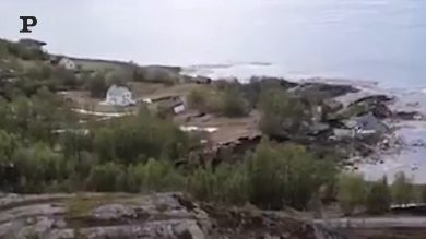 Frana in Norvegia, anche le case finiscono in mare