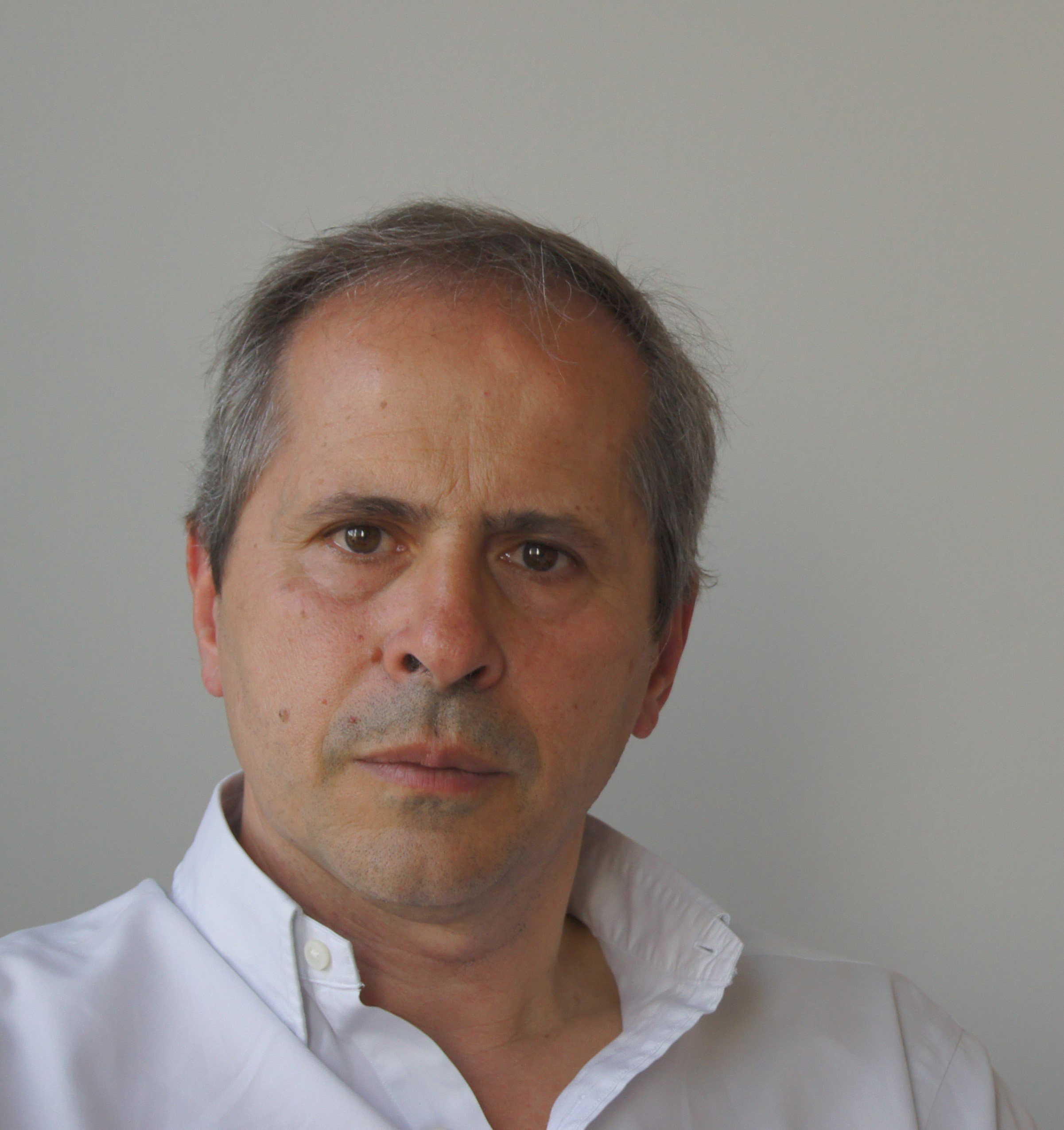 «L’uscita di Zangrillo è scientificamente mistificante»: per Crisanti il virus esiste ancora