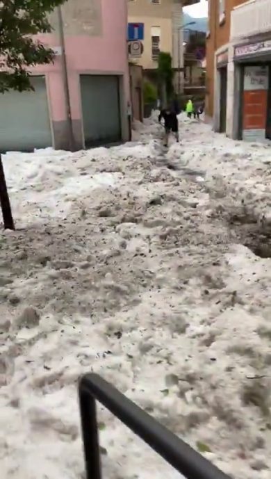 Grandinata devasta Nembro