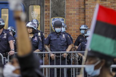 Proteste e rivolte negli Usa potrebbero fare il gioco di Trump