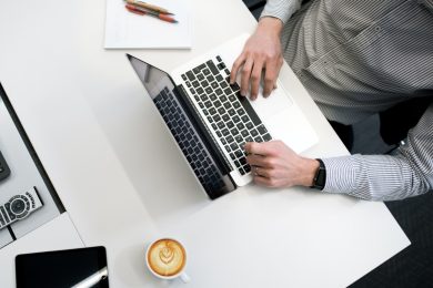 Lo smart working funziona a metà