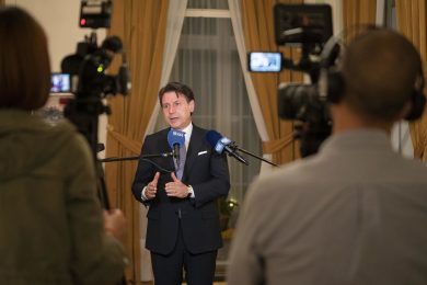 Le semplificazioni di Conte: potere ai burocrati e addio concorrenza