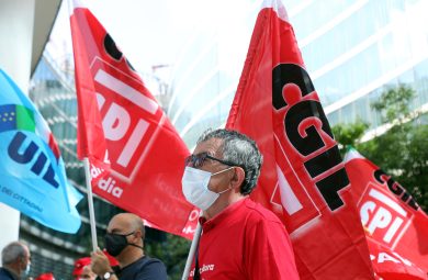 Il corporativismo dei sindacati ha il fiato corto e azzoppa i lavoratori a termine