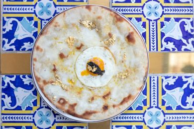 Se lo champagne accompagna la pizza