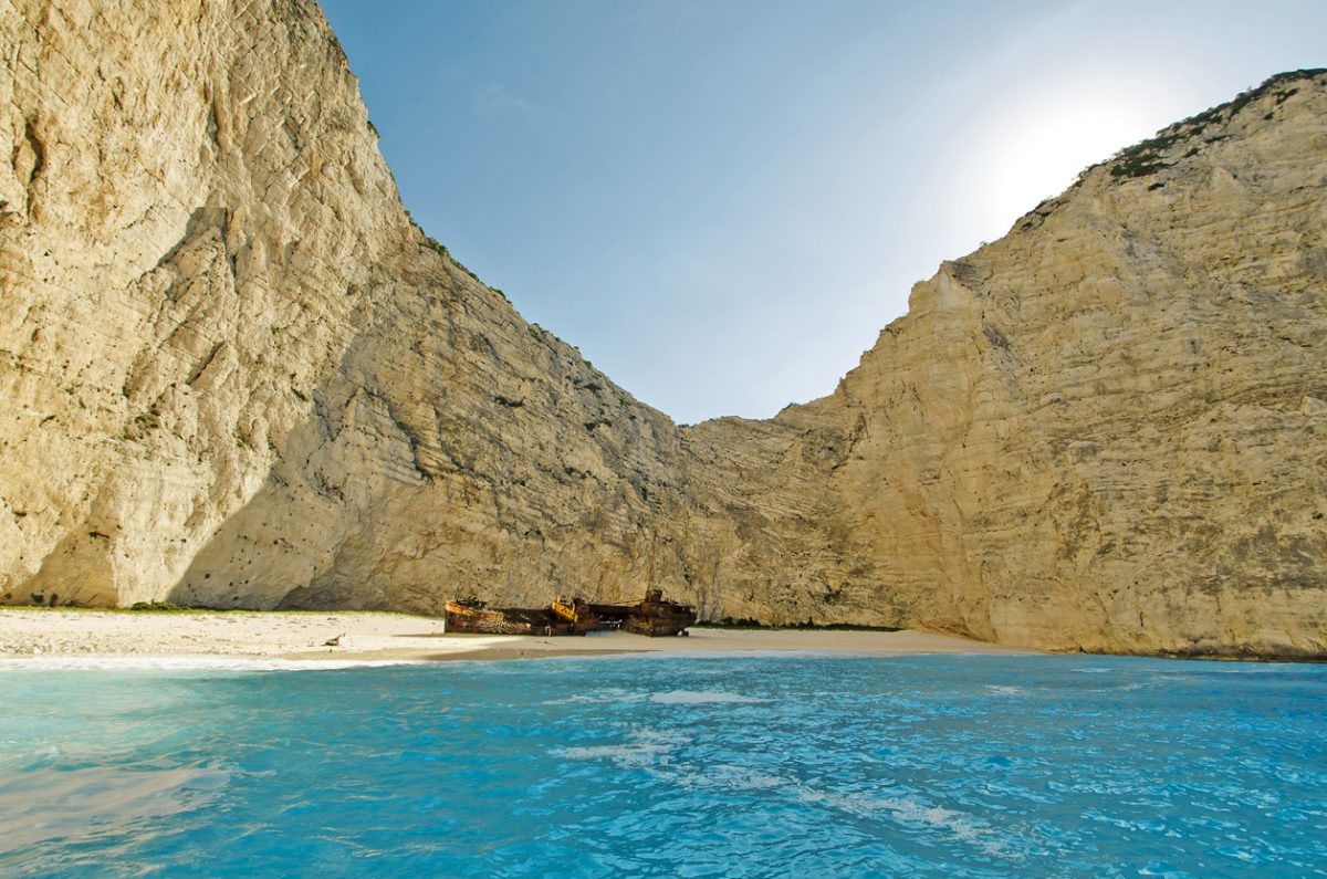 Alla scoperta dei luoghi più strani al mondo Alla scoperta dei luoghi più strani al mondo