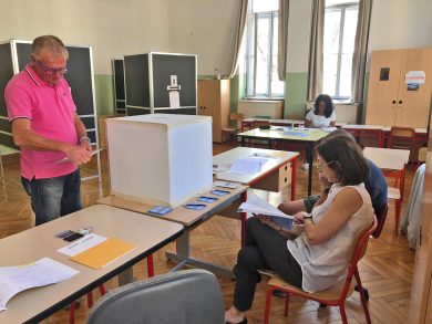L’emergenza Covid fa comodo per far slittare il voto