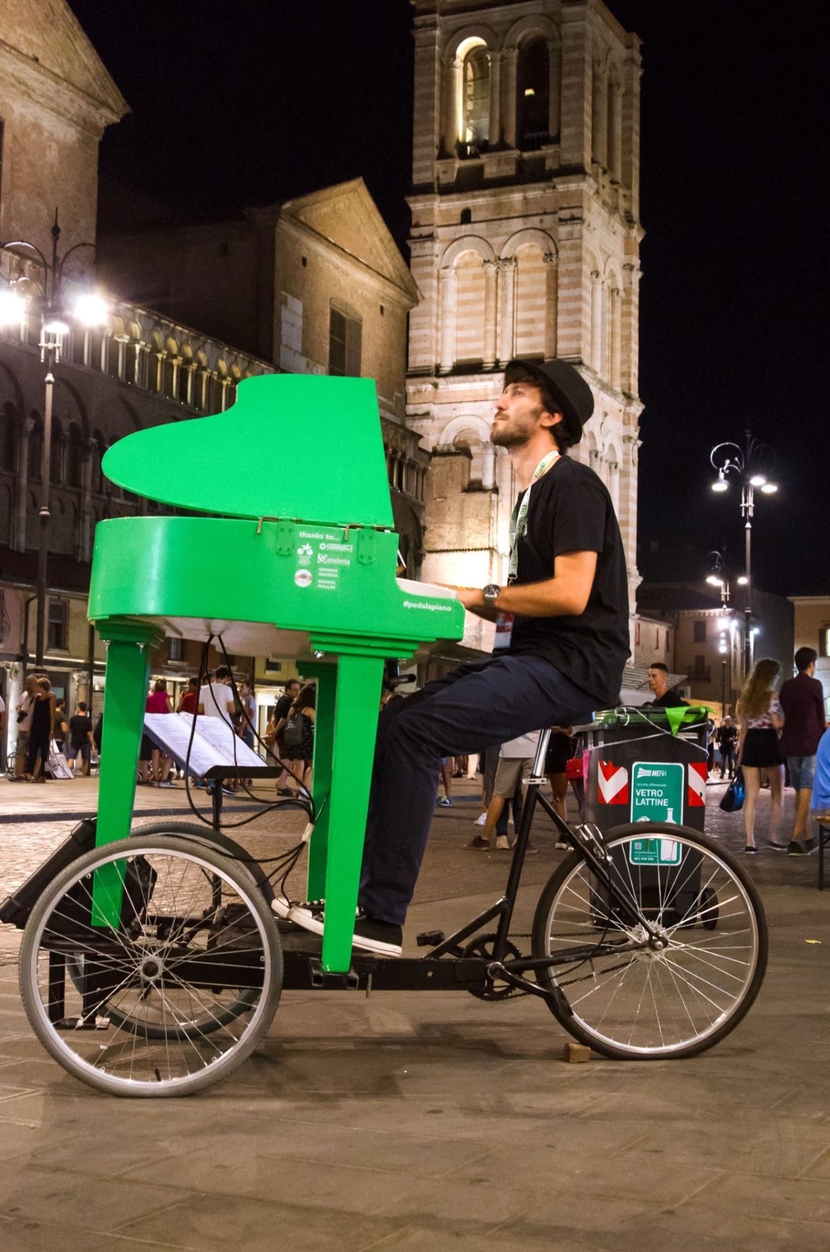 Galleria foto 'Ferrara Buskers Festival: va in scena la musica di strada' - foto 9