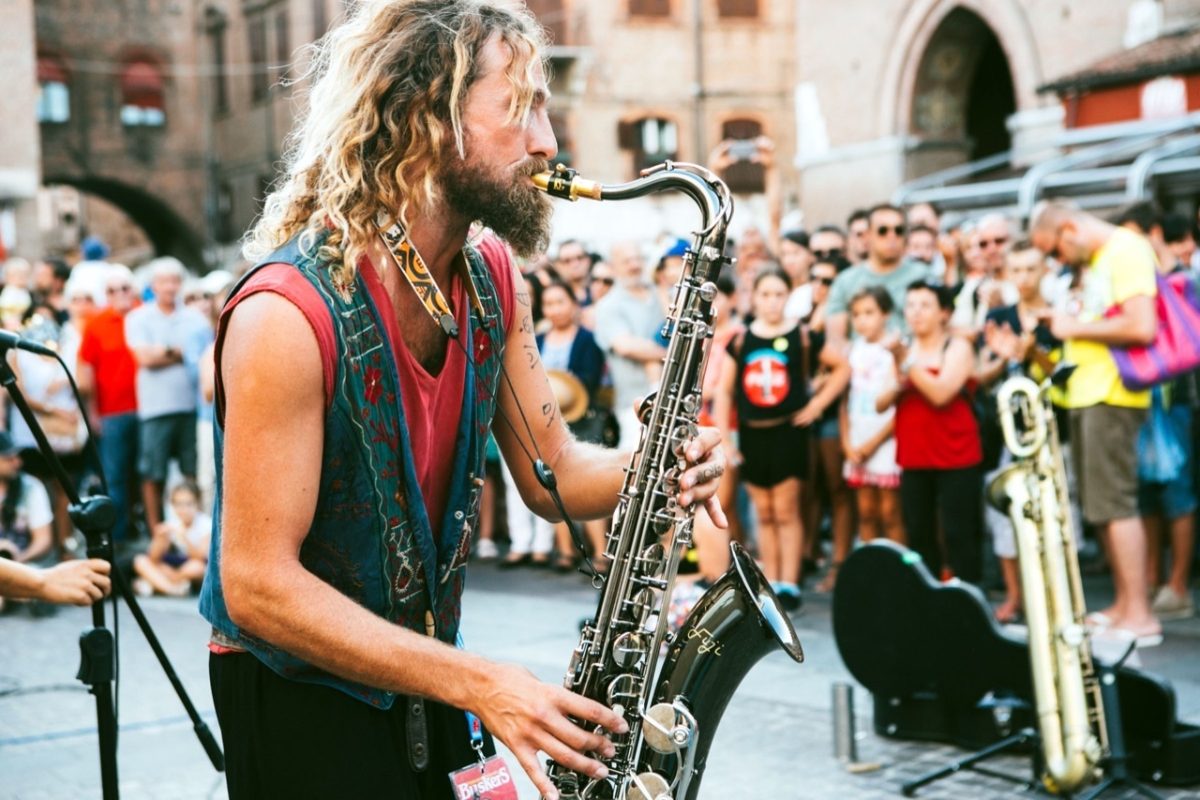 Galleria foto 'Ferrara Buskers Festival: va in scena la musica di strada' - foto 6