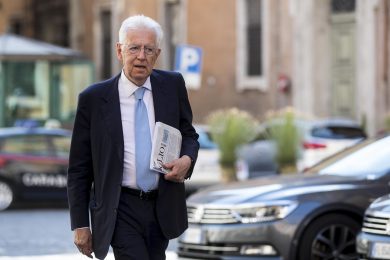 Mario Monti, l’uomo dei tagli si occuperà del Covid per l’Oms