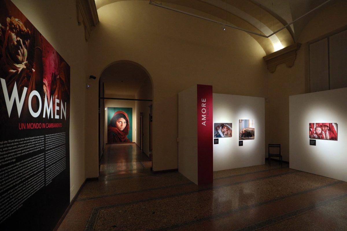 Galleria foto '«Women». Gli scatti al femminile del National Geographic' - foto 2