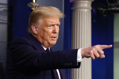 Trump nel mirino della giustizia e dei democratici. Ma potrebbe essere un boomerang