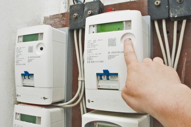 Caro bollette gas e luce. Ecco quanto pagheremo in più e perché