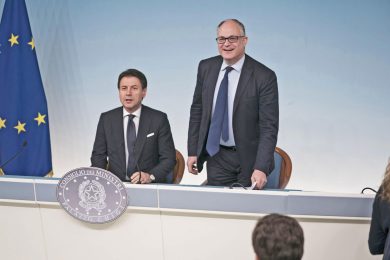 Arriva la manovra: un pizzico di vecchio deficit e nuove tasse