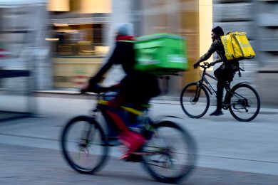 La battaglia della Cgil contro il contratto dei rider