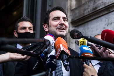 Spadafora, un ministro sempre contro tutti