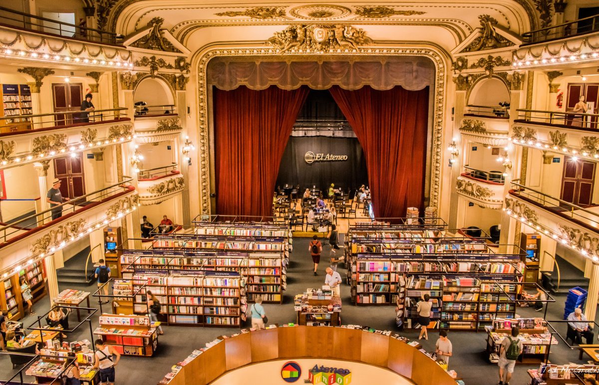 Galleria foto 'Quando la bellezza di un libro inizia dalla copertina' - foto 2