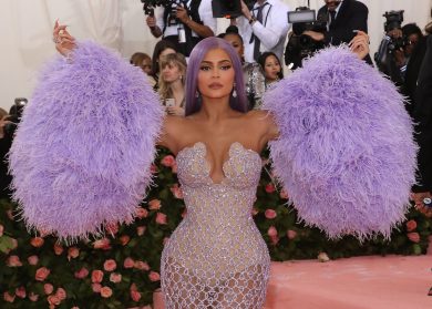 Ma cosa ti sei messa in testa? Il ritorno della parrucca