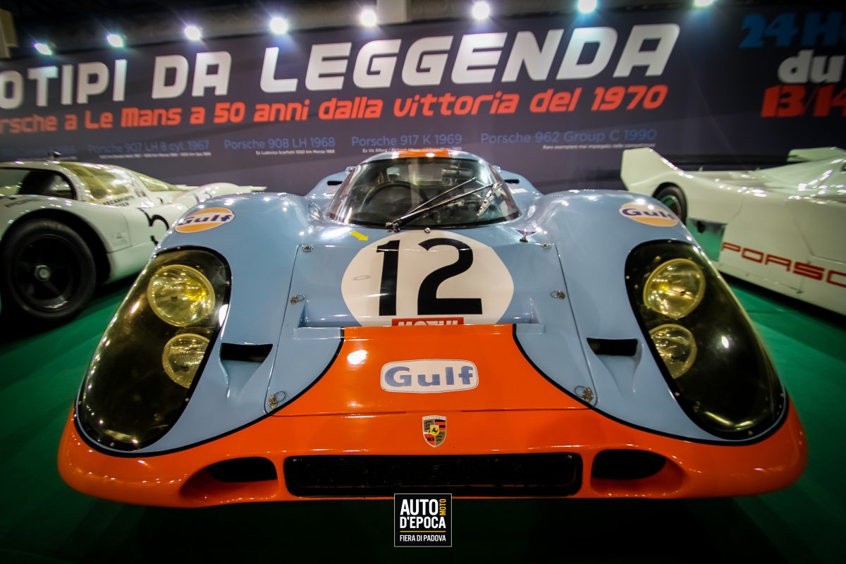 Galleria foto 'Tutti pazzi per le auto d’epoca, per passione e per denaro' - foto 8