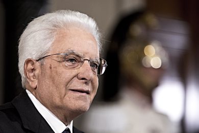 Con la seconda ondata Conte traballa. Che farà il Quirinale?