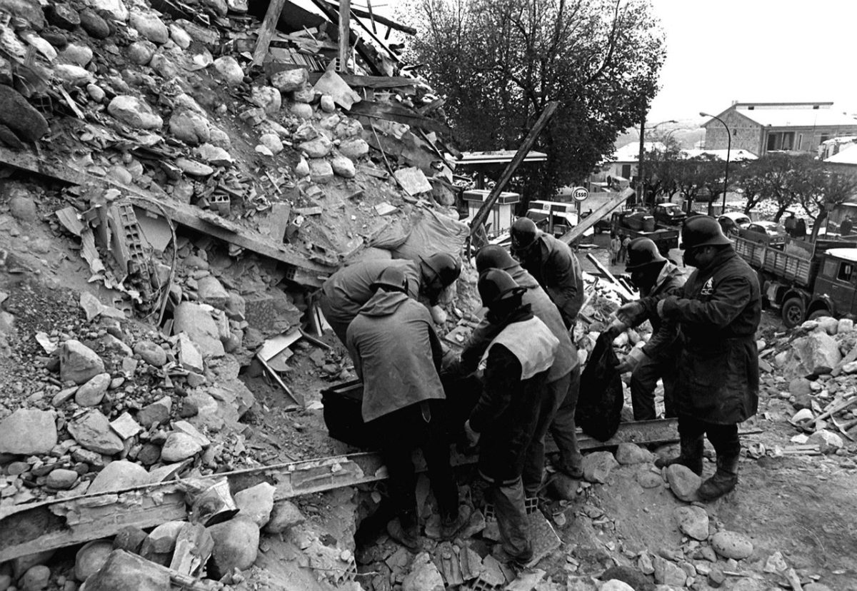 Galleria foto 'Irpinia 1980: storia del più costoso terremoto d’Italia' - foto 9