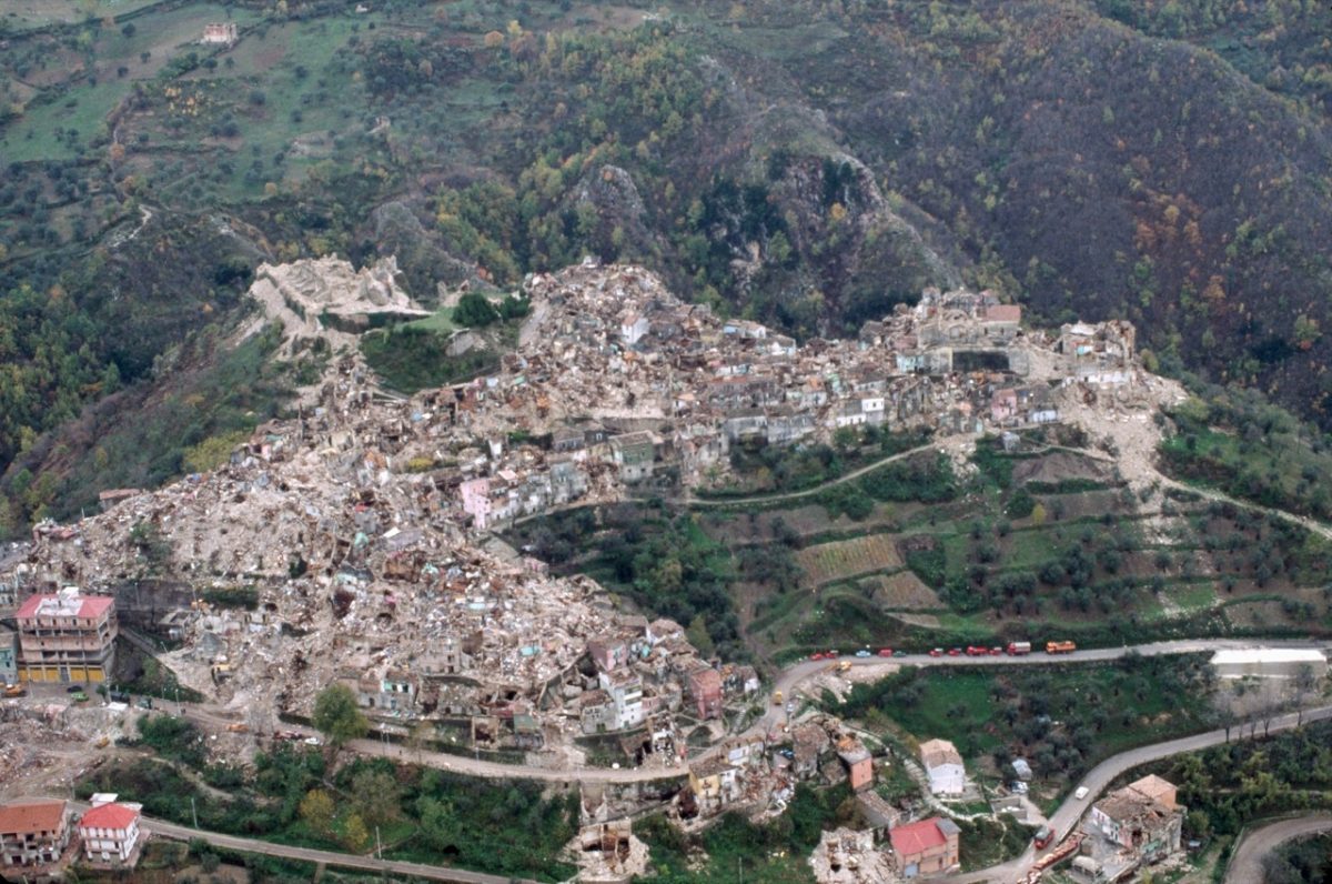 Irpinia 1980: storia del più costoso terremoto d’Italia Irpinia 1980: storia del più costoso terremoto d’Italia