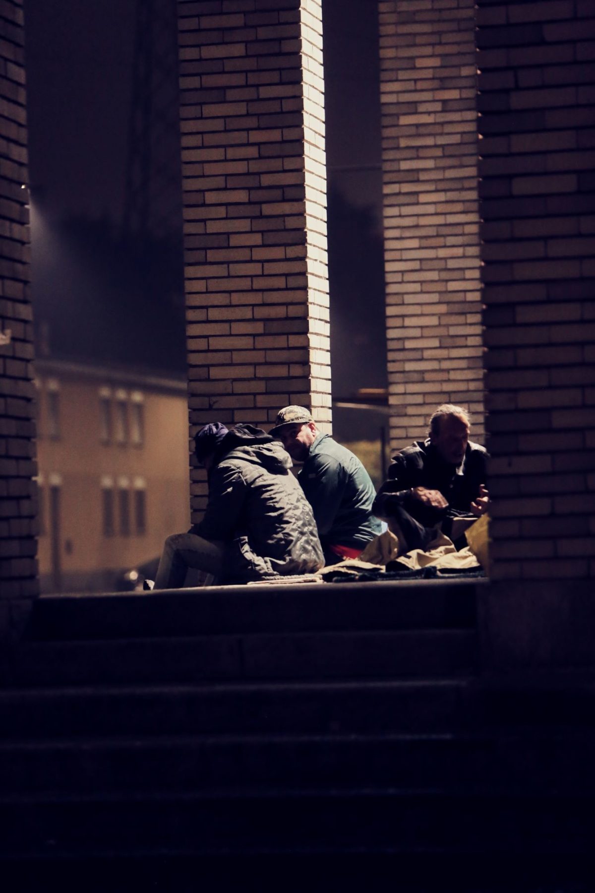 Galleria foto 'LA MILANO SPENTA DAL COPRIFUOCO' - foto 2