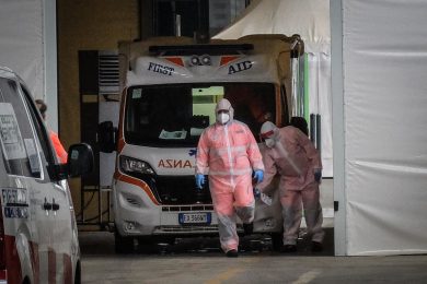 I racconti di chi combatte contro la seconda ondata di Covid