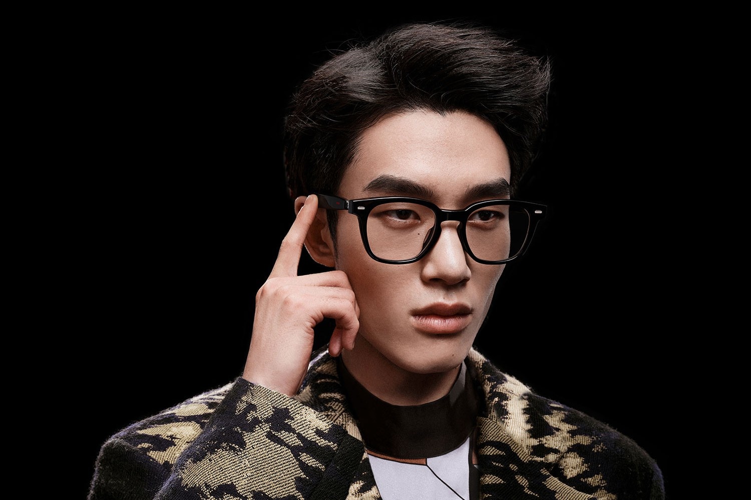 Huawei, ecco Mate40 Pro, nuovi occhiali e cuffie: l’ecosistema punta sullo stile Huawei, ecco Mate40 Pro, nuovi occhiali e cuffie: l’ecosistema punta sullo stile